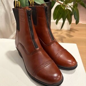 Hoof & Woof Brown Leather Front Zip Riding Boots Ankle Womens Size 8.5 Pull Tab